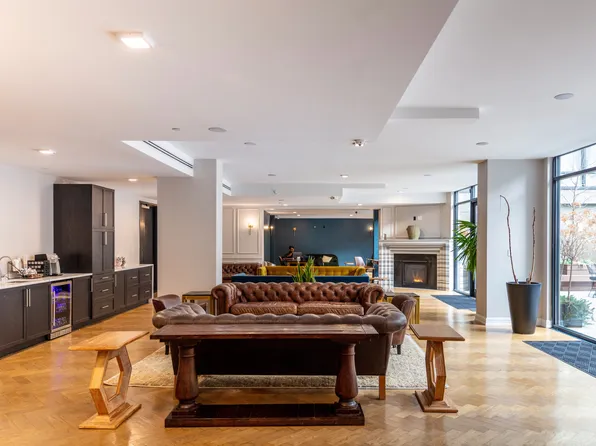 564 Saint Johns Place image 12 of 14