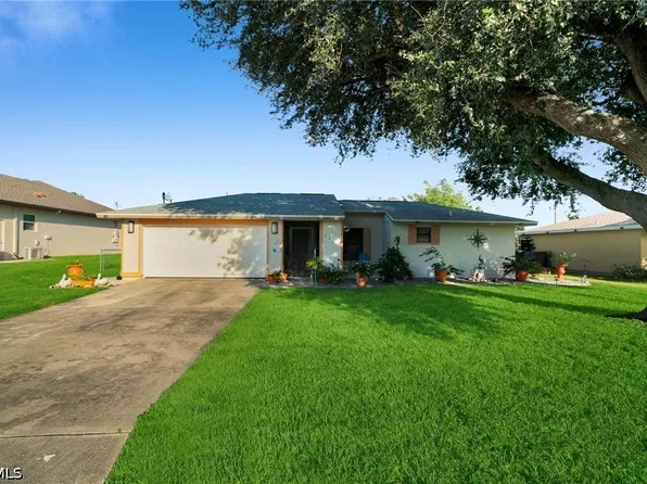 4021 SE 1st Ct, Cape Coral, FL 33904
