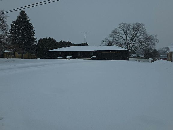 2nd image of 3021 Keith Dr