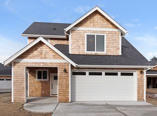 718 Creekside Dr, Gearhart, OR 97138