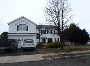 2 William Dr, Howell, NJ 07731