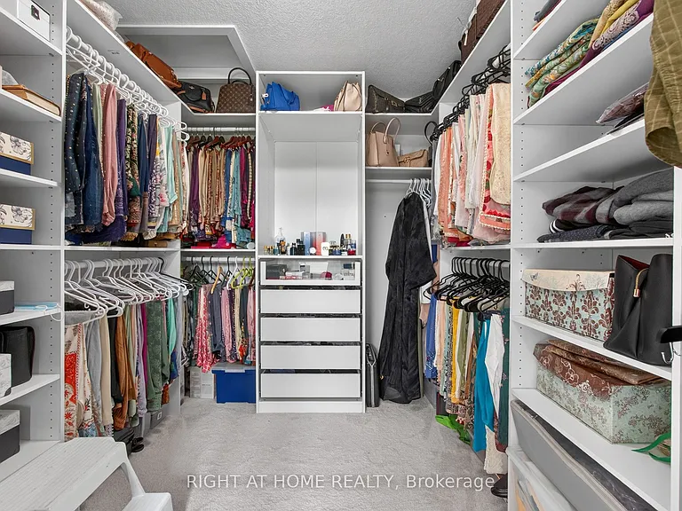 91 Monteith Dr — Photo 24