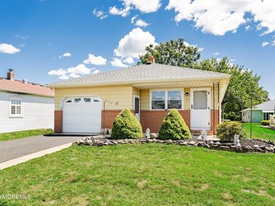 11 Bahamia Drive, Toms River, NJ, 08757
