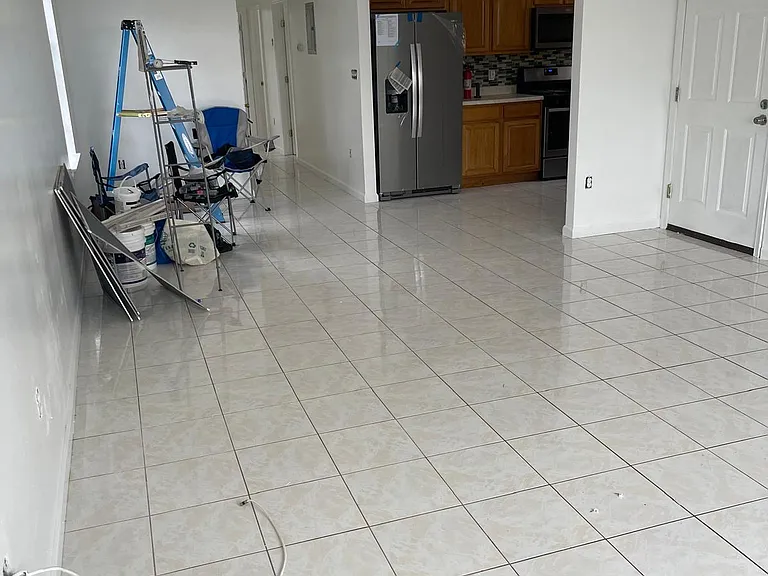 614 Bond St #2 — Photo 9