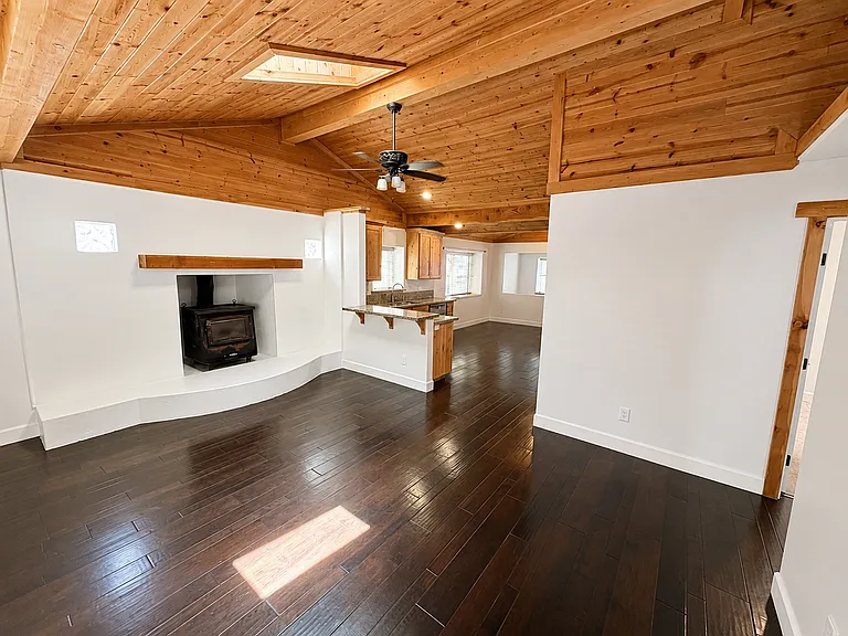 2245 Ceanothus Ave — Photo 30