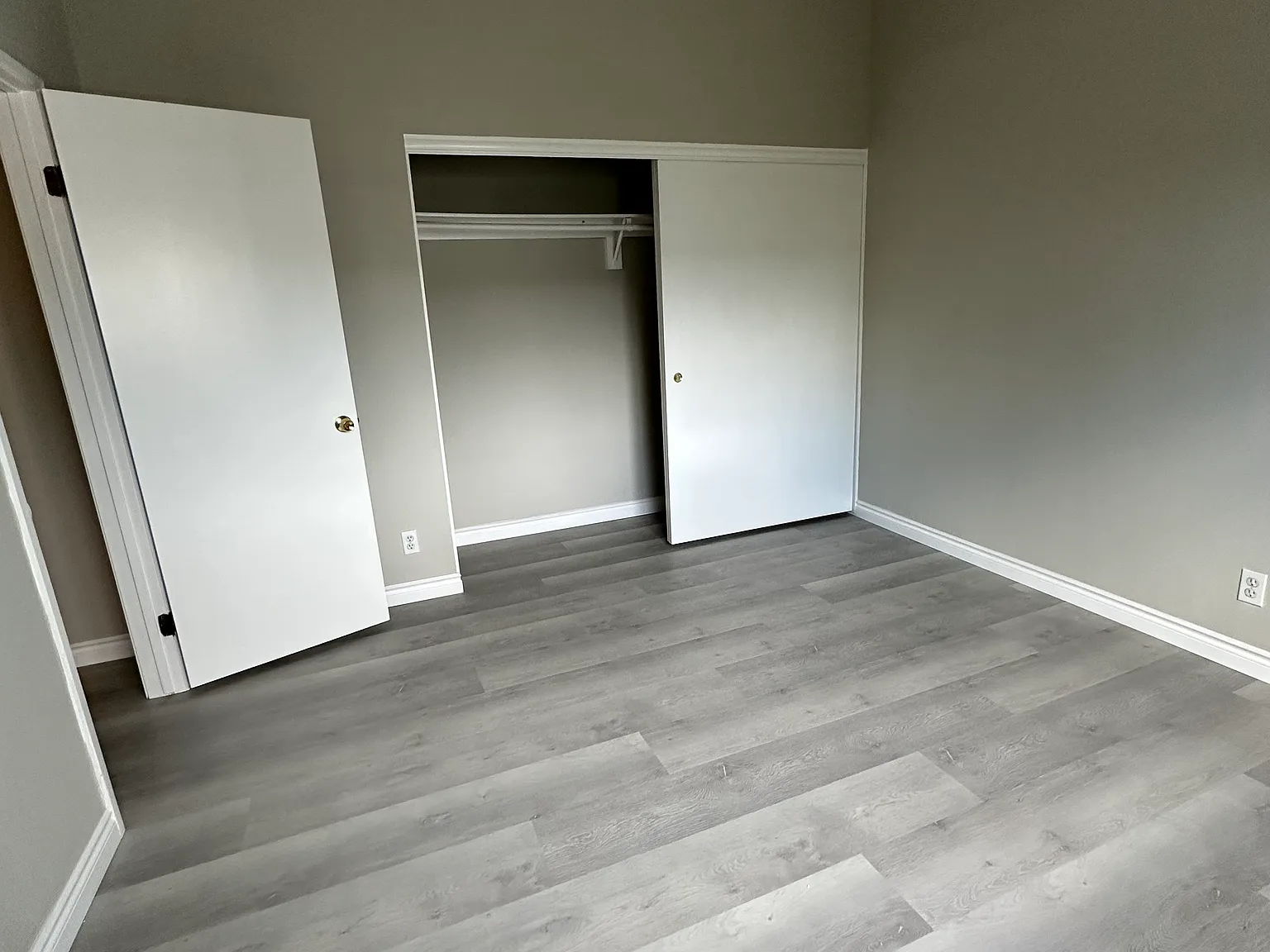 Sultana Village Townhomes — Photo 4