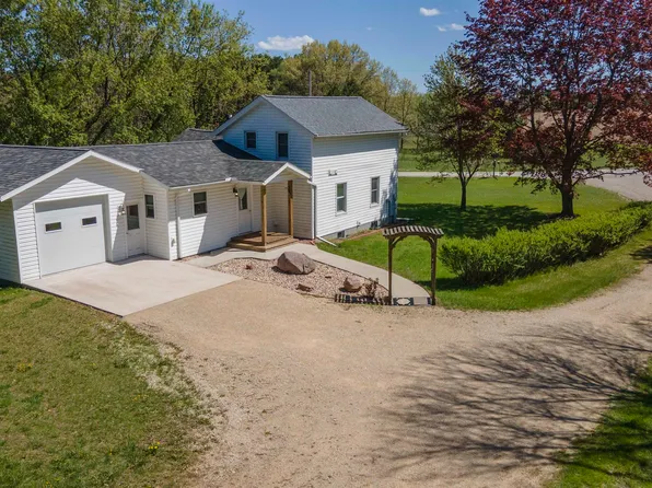 W5642 Cree Rd, Wautoma, WI 54982