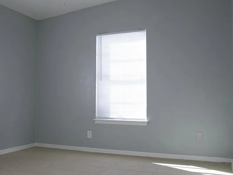 211 Westoak Rd #2 — Photo 10