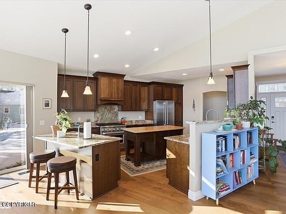 4th image of 4862 W Pinnacle Ridge Cir