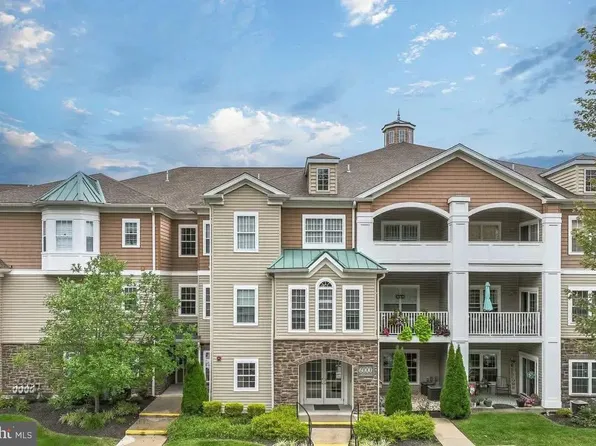 7000 Village Way APT 207, Upper Chichester, PA 19061