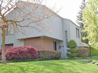 1322 Commons Dr, Sacramento, CA 95825