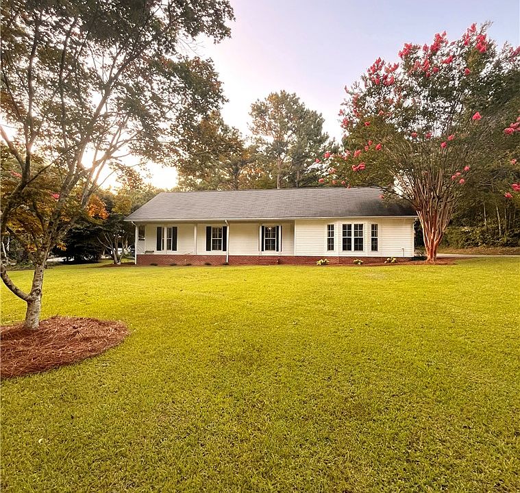 1st image of 405 Lee Road 43