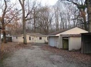 7348 N Hickory Ave, Walkerton, IN 46574