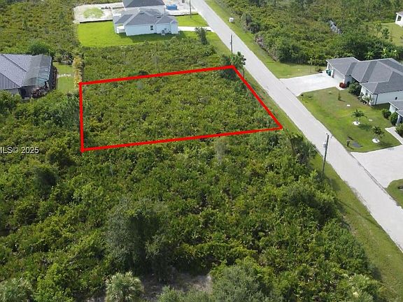 3rd image of 13581 Jeronimo Ln
