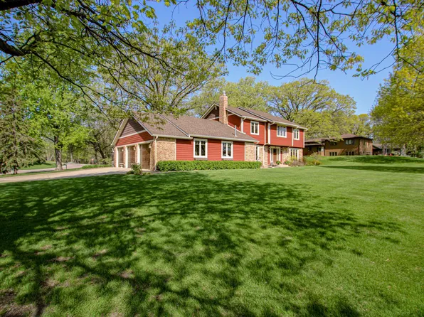 2002 Ridgewood Dr NW, Alexandria, MN 56308