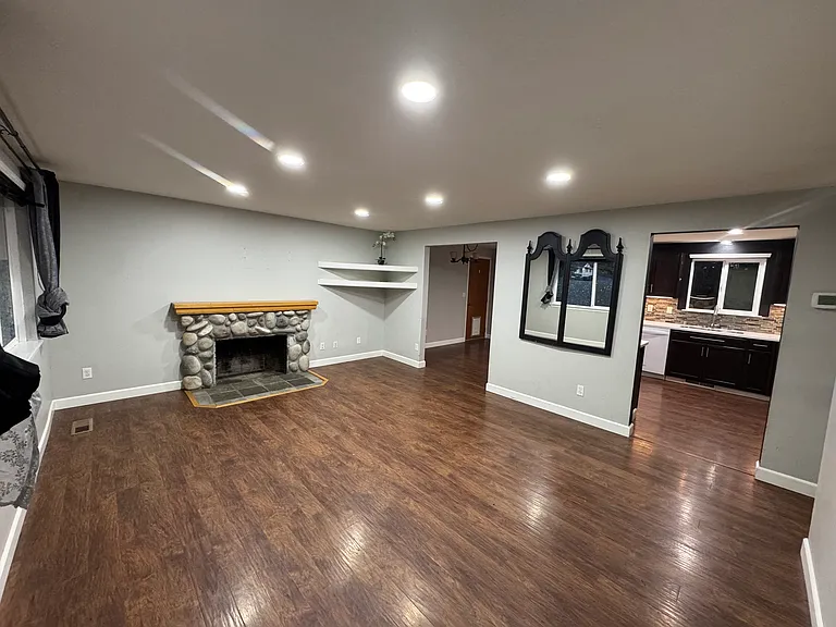 12301 NE 83rd St — Photo 5