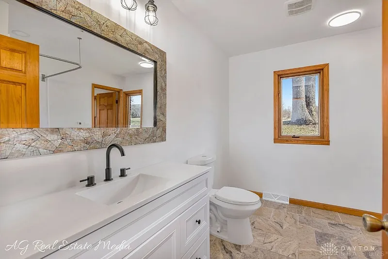 Thumbnail 14