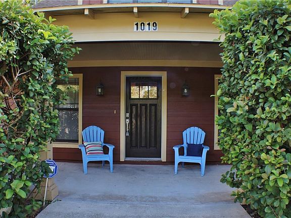4th image of 1019 E Flora St