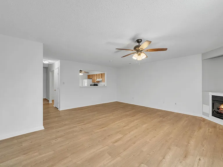 719 Brisa Ct — Photo 10