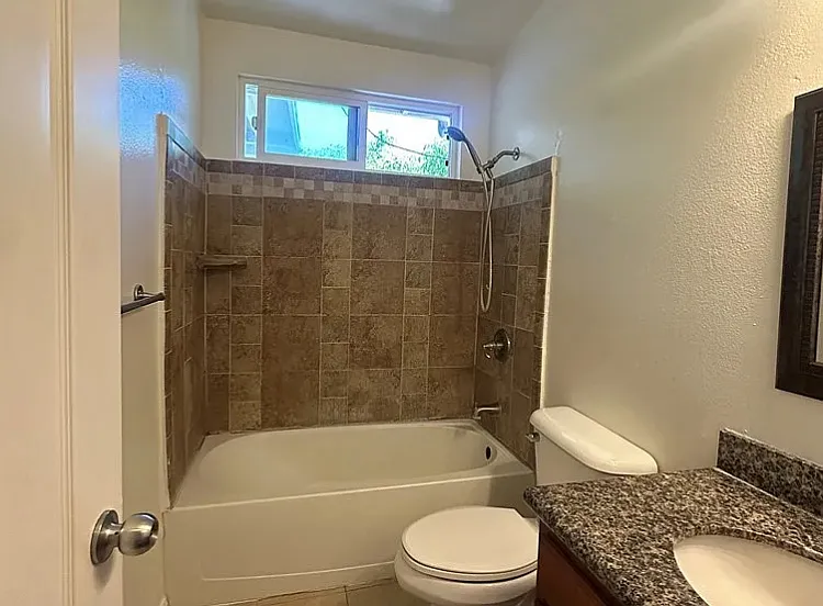 2 bed, 1.5 bath, 960 sqft, $2,900 — Photo 2
