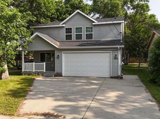 900 4th Ave NW, Minot, ND 58703