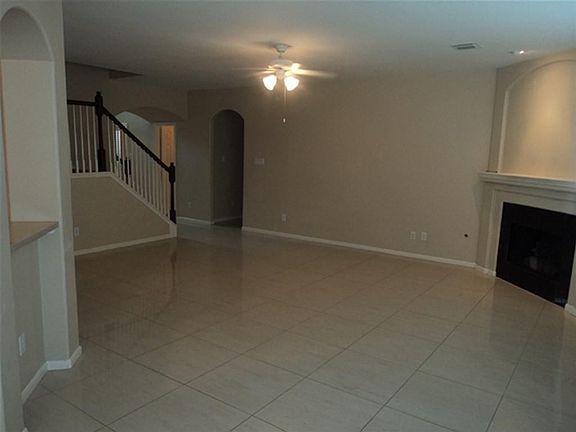 3rd image of 14915 Summer Knoll Ln