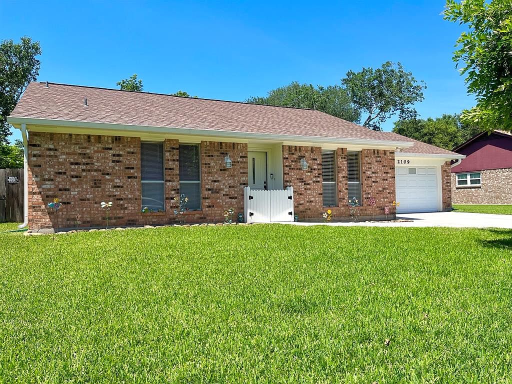 2109 Hedgerose Ln, Bay City, TX 77414 MLS 49921076 Zillow