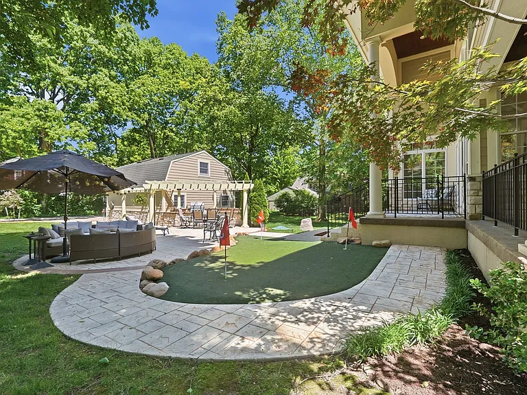 306 Harvard Ave — Photo 81