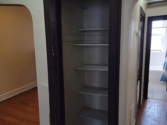 4th image of 1208 S 57th Ave #2