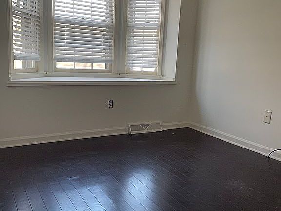 3rd image of 900 N Main St Unit 24