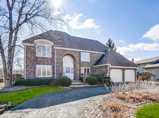 13011 Ridgewood Dr, Palos Park, IL 60464