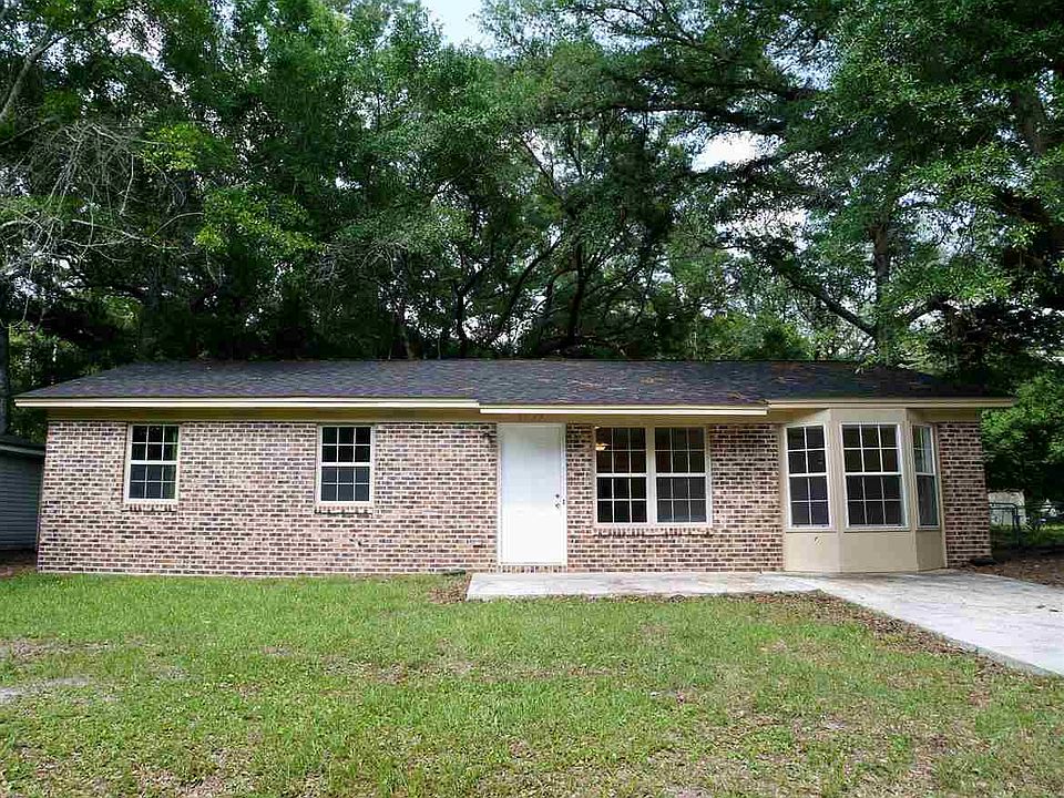 1st image of 5677 Doonesbury Way