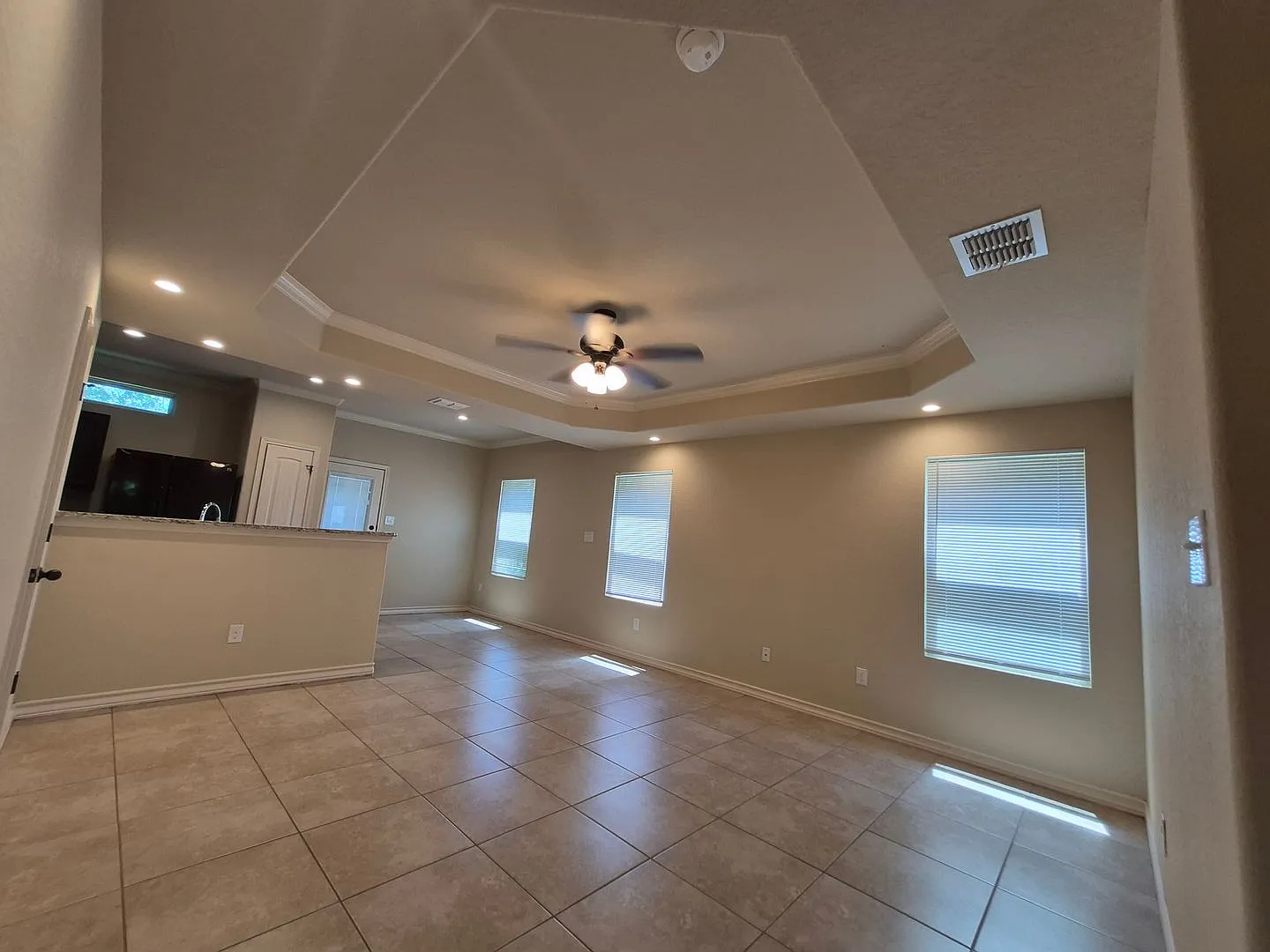 7014 Lakeview Dr. #102, San Antonio, TX. 78244 — Photo 4
