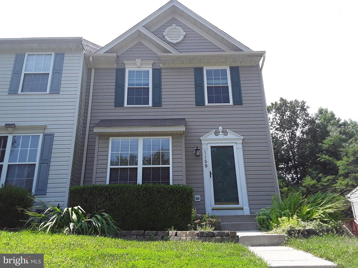 1158 Splashing Brook Dr photo 1