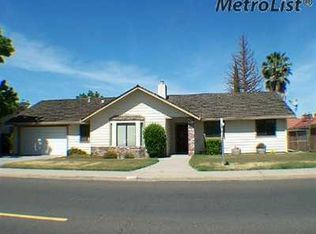 1205 Moffett Rd, Modesto, CA 95351