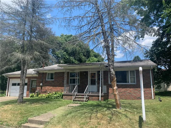 622 W Madison Ave, New Castle, PA 16102