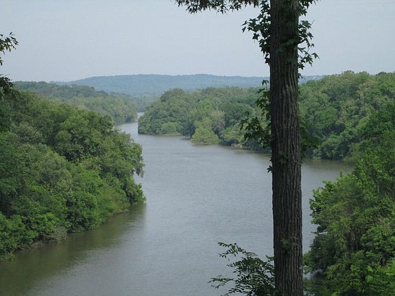 3rd image of 455 Country Club Dr