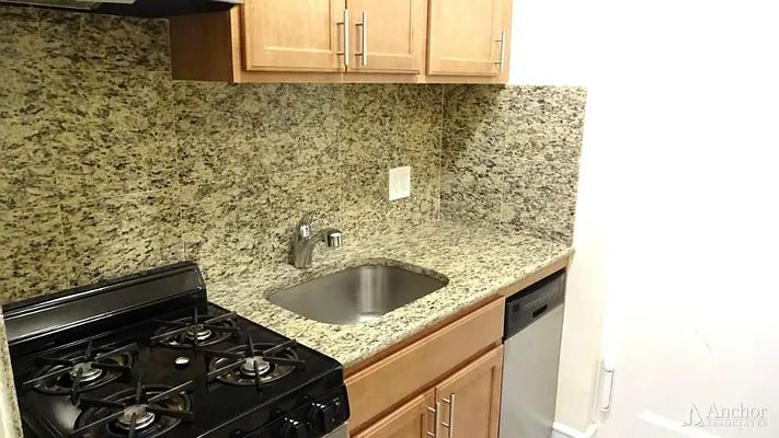 Rented by Anchor Associates | media 40