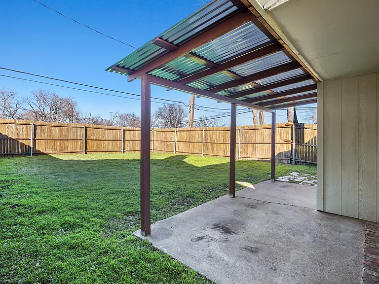 1705 Dynasty Dr — Photo 13
