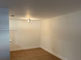 12960 SW 66th Ln, Miami, FL