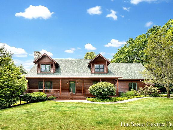 3rd image of 12203 Oakridge Ct