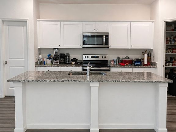 4th image of 2437 Frio River Rd