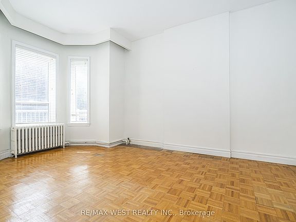 4th image of 404 Manning Ave