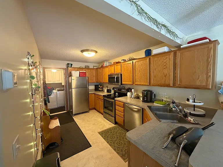 8920 Pheasant Ln — Photo 6