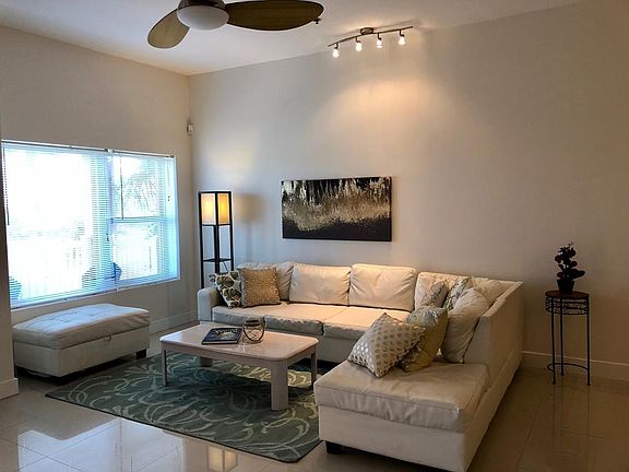 4th image of 150 Padre Blvd #206