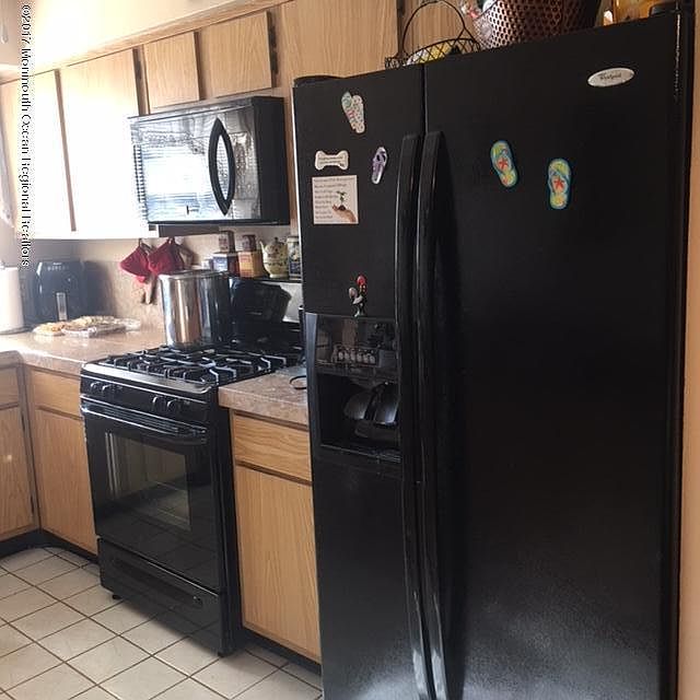 2nd image of 105 Sandra Pl