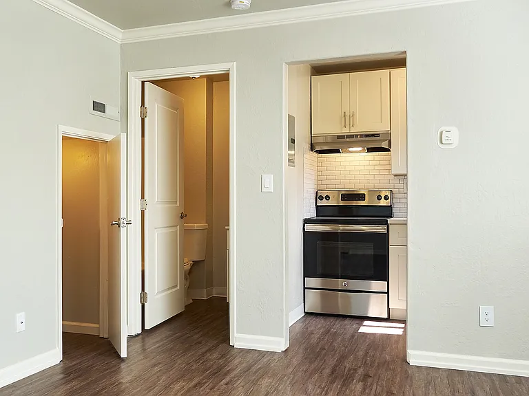 9681A living3 (1)