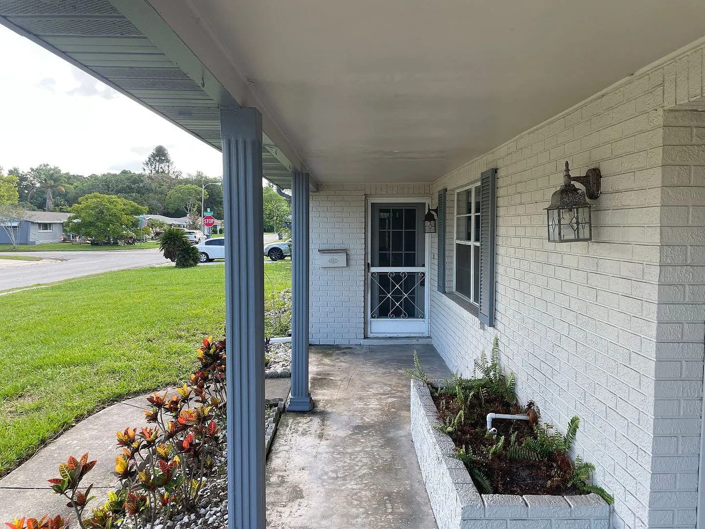 2/1.5/1 New Port Richey — Photo 4