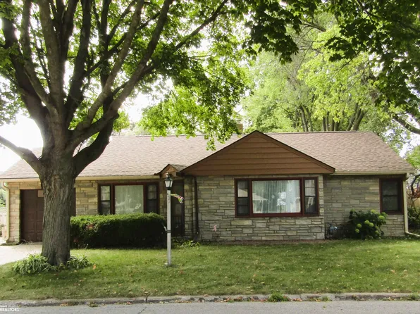 7 E 13th St, Atlantic, IA 50022