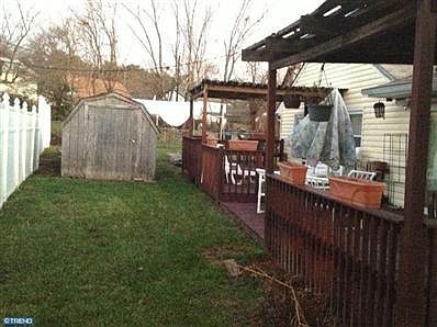2nd image of 44 Heath Ln
